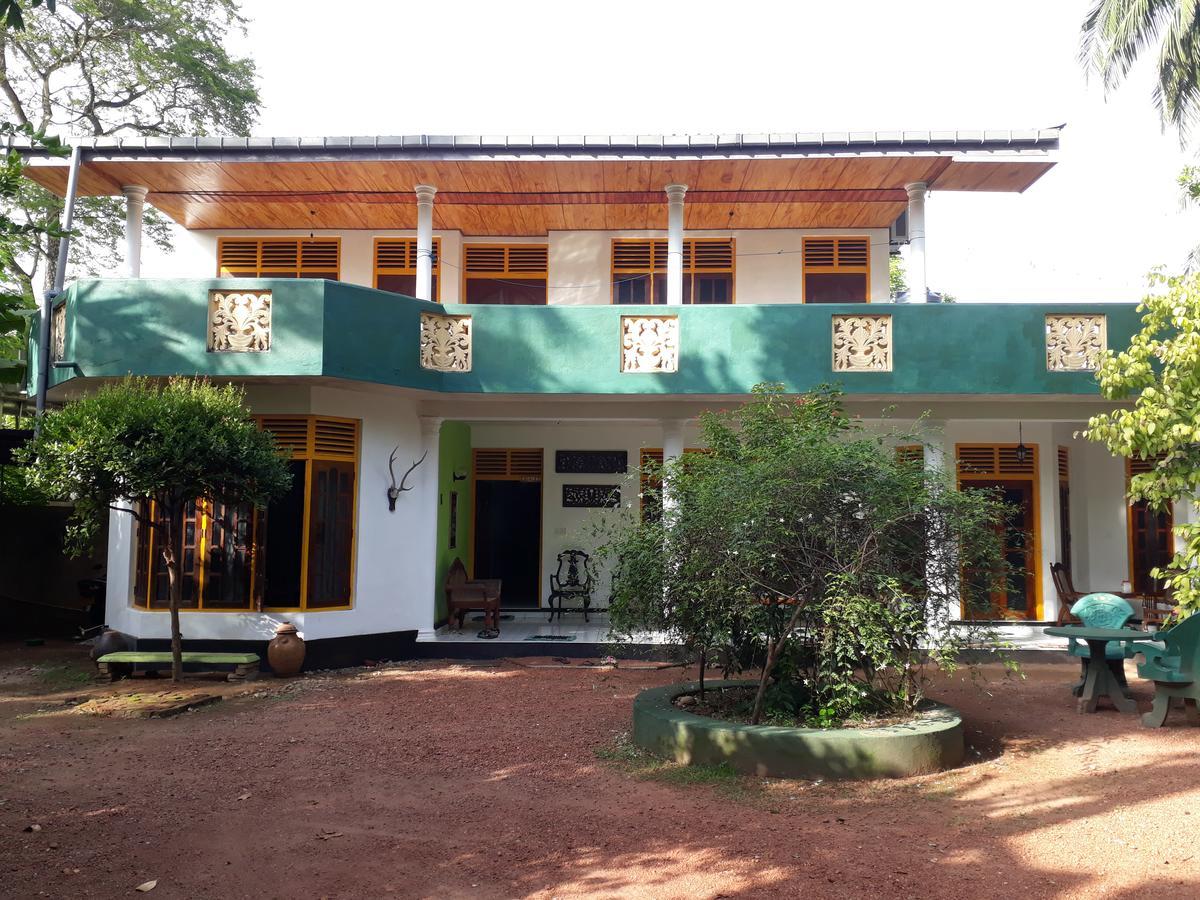 Guesthouse Sunshine Aluthgama Eksteriør bilde