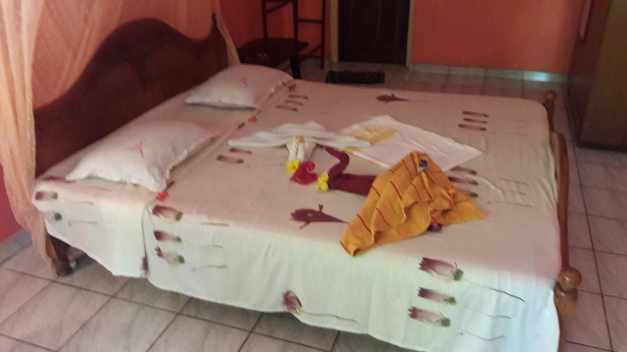 Guesthouse Sunshine Aluthgama Eksteriør bilde